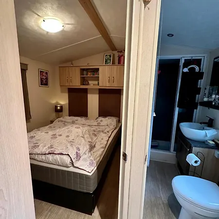 Avec Piscine Et Deux Yvoir