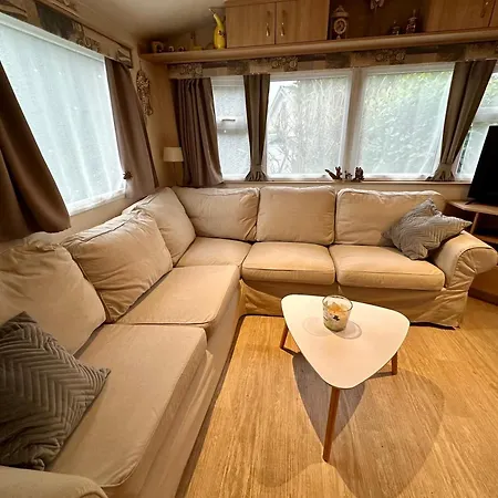 Avec Piscine Et Deux * Yvoir