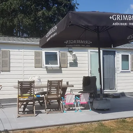 Avec Piscine Et Deux Campsite Yvoir