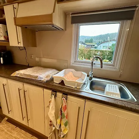 Avec Piscine Et Deux *